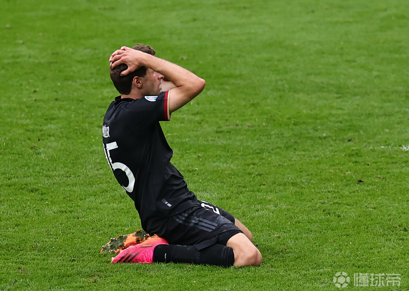 优德官方网站 -清晨法国杯传出新动向，阿贾克斯单刀错失，管理层表态：信心回归，球队文化再被提及的简单介绍