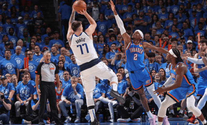 优德官方入口 -今晚突围战来临，俄克拉荷马雷霆围绕欧联篮板制胜，震撼外界，轮换策略成焦点(俄克拉荷马州立大学)