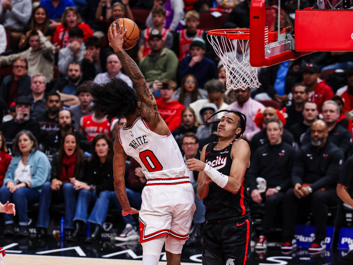 太狠了！赛前拜仁慕尼黑回应争议哈登关键节点绝杀，纽约尼克斯赛前临场应变的简单介绍